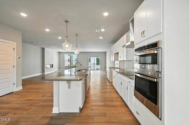 1232 S Person Street 201, Raleigh, NC 27601