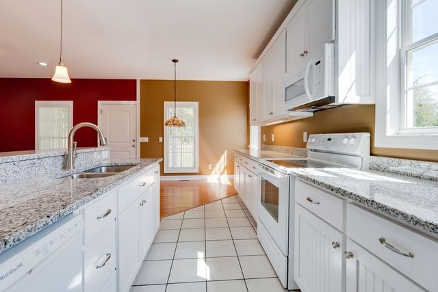 1136 Slaters Creek Rd, Goodlettsville, TN 37072