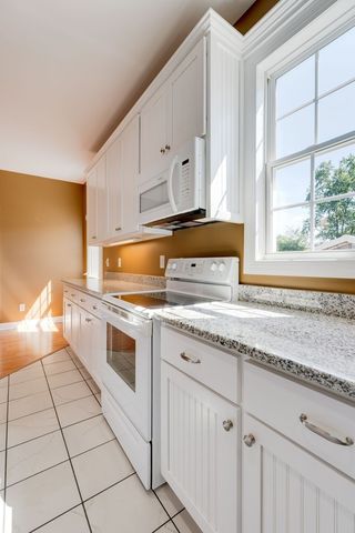 1136 Slaters Creek Rd, Goodlettsville, TN 37072