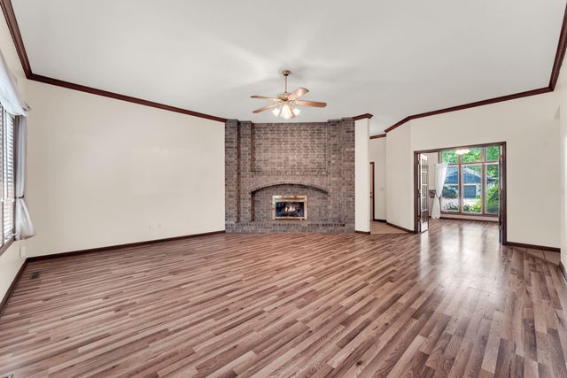 1152 W Woodhaven Street, Springfield, MO 65810