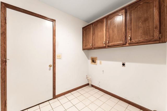 1152 W Woodhaven Street, Springfield, MO 65810