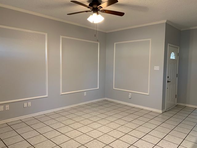 1609 Marsh Lane 110, Carrollton, TX 75006