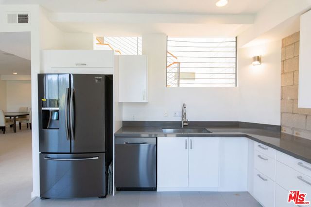 2216 Bancroft Avenue, Los Angeles, CA 90039