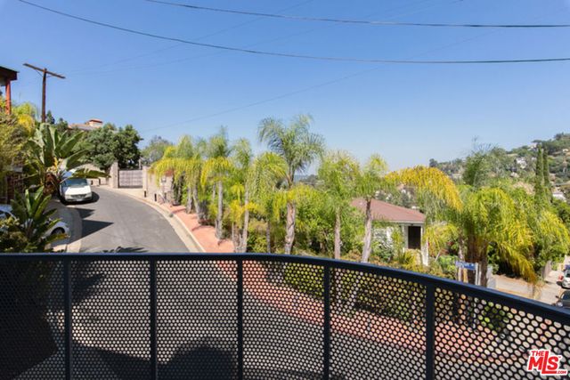2216 Bancroft Avenue, Los Angeles, CA 90039