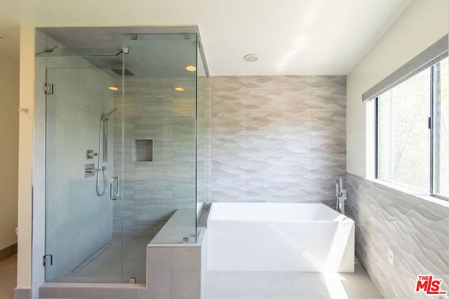 2216 Bancroft Avenue, Los Angeles, CA 90039