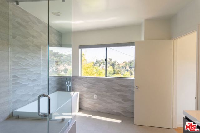 2216 Bancroft Avenue, Los Angeles, CA 90039