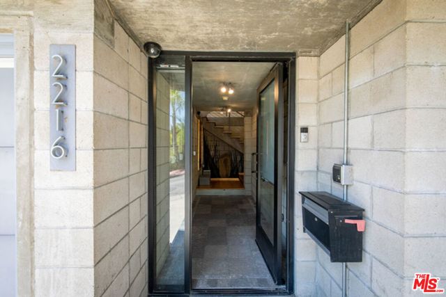 2216 Bancroft Avenue, Los Angeles, CA 90039