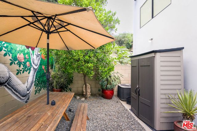 2216 Bancroft Avenue, Los Angeles, CA 90039