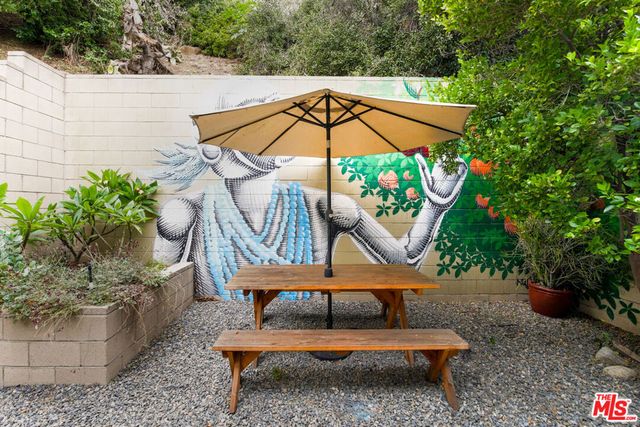 2216 Bancroft Avenue, Los Angeles, CA 90039