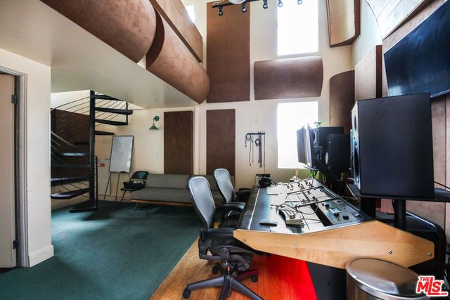 2216 Bancroft Avenue, Los Angeles, CA 90039