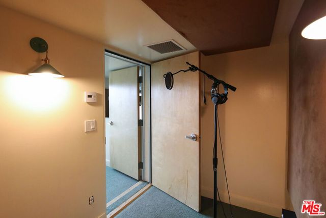 2216 Bancroft Avenue, Los Angeles, CA 90039