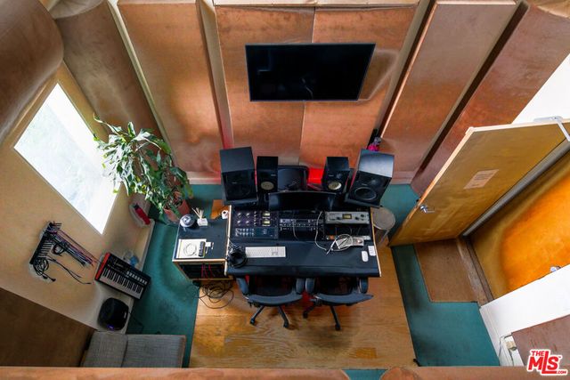 2216 Bancroft Avenue, Los Angeles, CA 90039