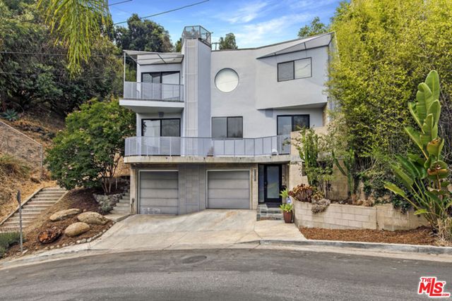 2216 Bancroft Avenue, Los Angeles, CA 90039