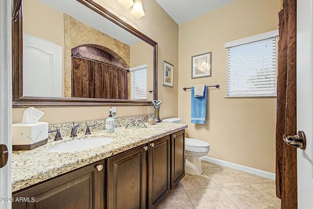 1200 E HORSESHOE Drive, Chandler, AZ 85249