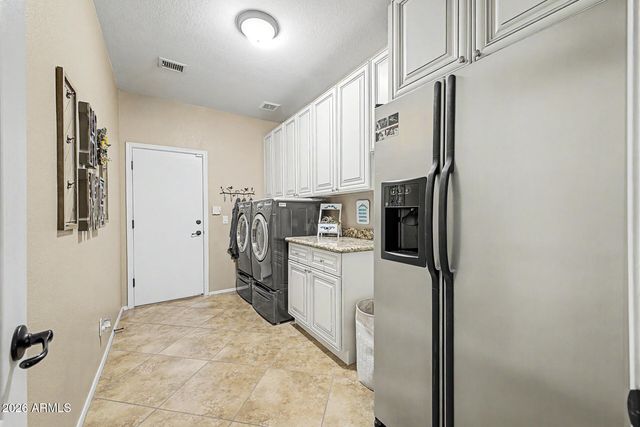 1200 E HORSESHOE Drive, Chandler, AZ 85249