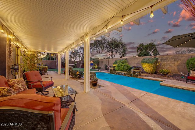 1200 E HORSESHOE Drive, Chandler, AZ 85249