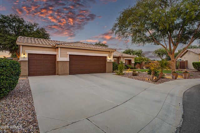 1200 E HORSESHOE Drive, Chandler, AZ 85249