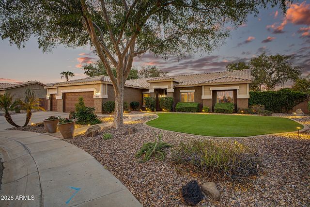 1200 E HORSESHOE Drive, Chandler, AZ 85249