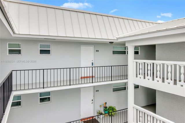 7 Colonial Club Drive 302, Boynton Beach, FL 33435