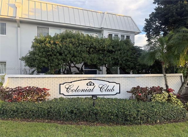 7 Colonial Club Drive 302, Boynton Beach, FL 33435