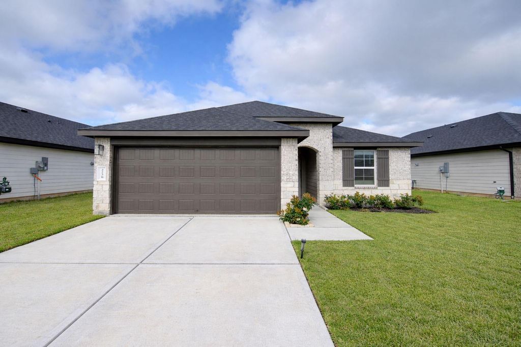 4230 Berwick Park Lane, Fulshear, TX 77441