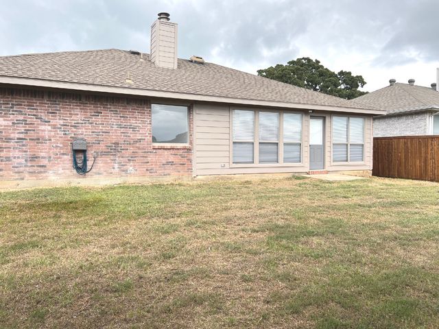 5212 Paulie Drive, Denton, TX 76208