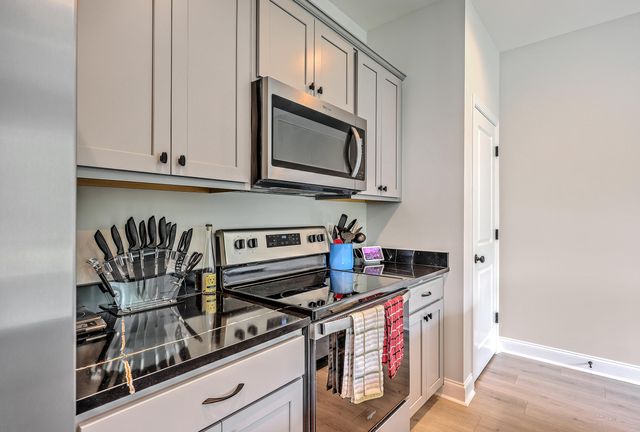 159 Hawthorne Landing Drive, Goose Creek, SC 29445