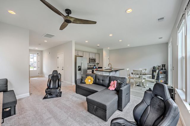 159 Hawthorne Landing Drive, Goose Creek, SC 29445