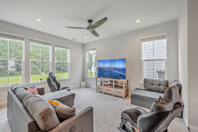 159 Hawthorne Landing Drive, Goose Creek, SC 29445