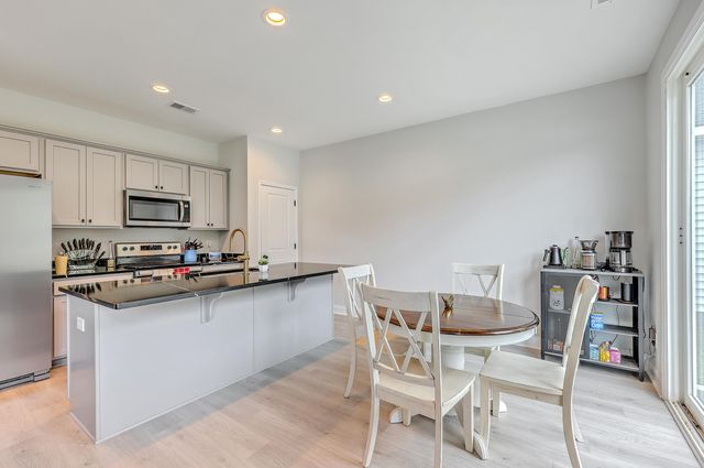 159 Hawthorne Landing Drive, Goose Creek, SC 29445