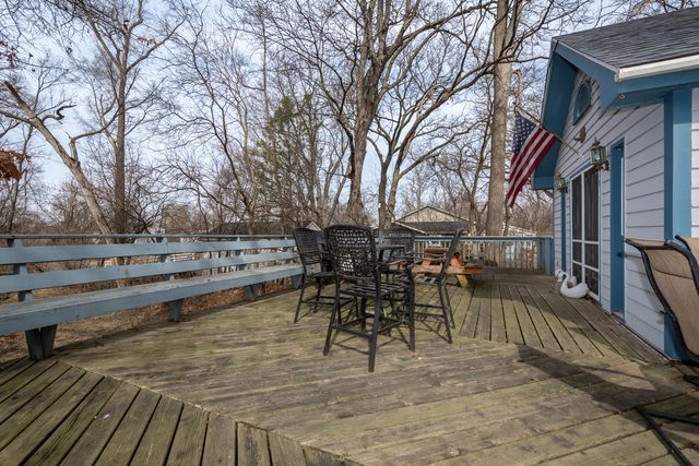 5802 Wonder Woods Drive, Wonder Lake, IL 60097