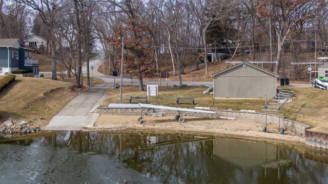 5802 Wonder Woods Drive, Wonder Lake, IL 60097