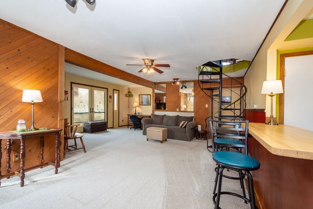 5802 Wonder Woods Drive, Wonder Lake, IL 60097