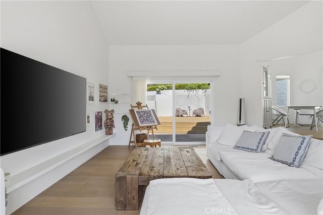 411 Woodcliffe, Pasadena, CA 91105