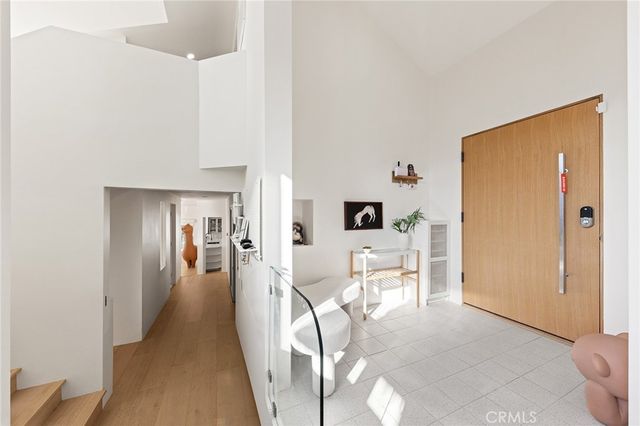 411 Woodcliffe, Pasadena, CA 91105