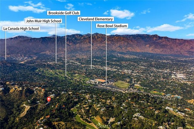 411 Woodcliffe, Pasadena, CA 91105