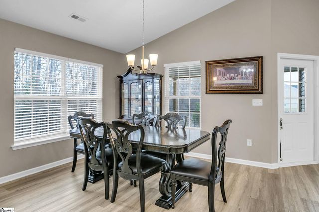 605 Fountain Brook Lane, Fountain Inn, SC 29644