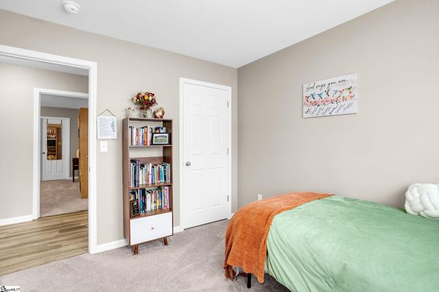 605 Fountain Brook Lane, Fountain Inn, SC 29644