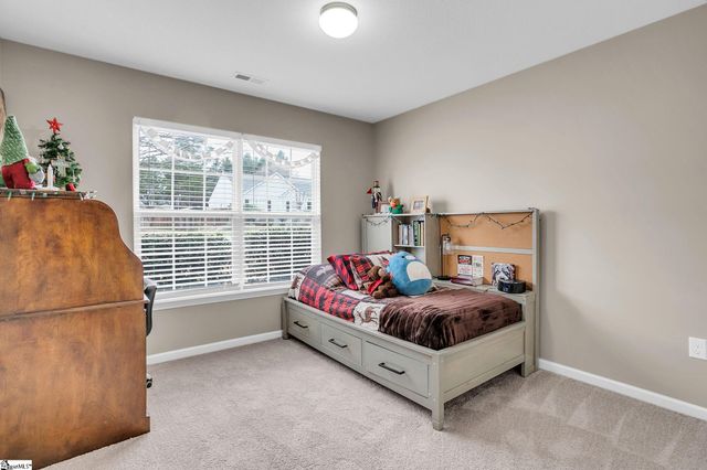 605 Fountain Brook Lane, Fountain Inn, SC 29644