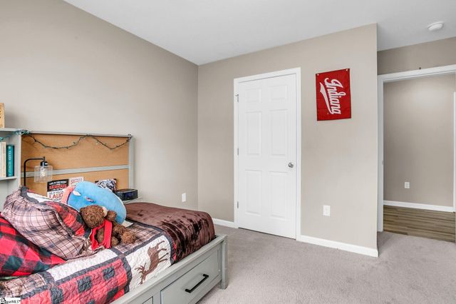 605 Fountain Brook Lane, Fountain Inn, SC 29644