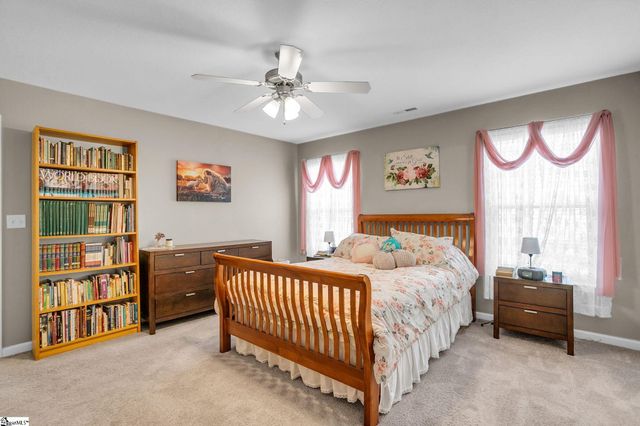 605 Fountain Brook Lane, Fountain Inn, SC 29644