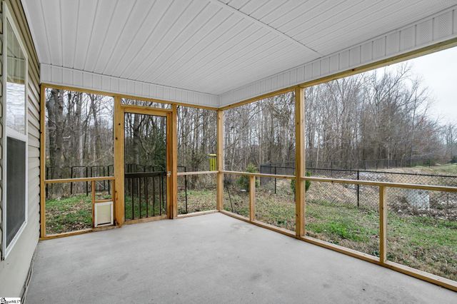 605 Fountain Brook Lane, Fountain Inn, SC 29644