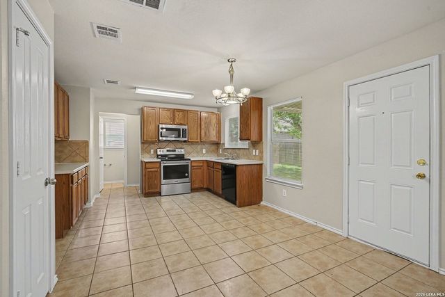 224 HEREFORD ST, Cibolo, TX 78108
