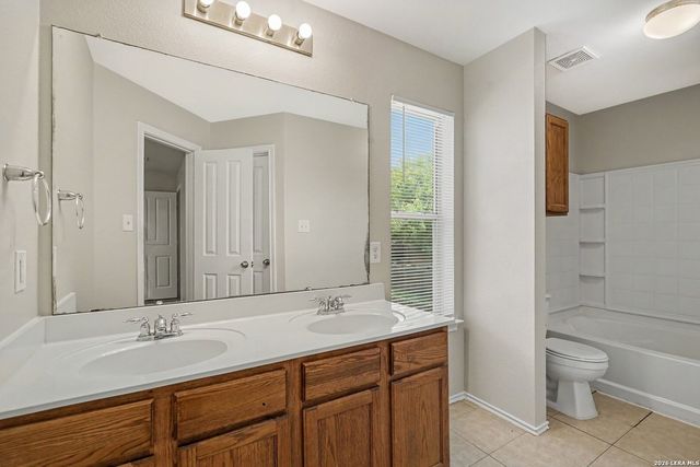 224 HEREFORD ST, Cibolo, TX 78108