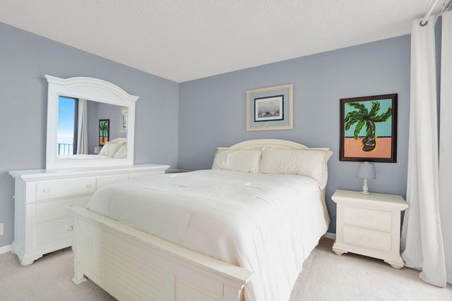 5420 N Ocean Drive 1803, Singer Island, FL 33404