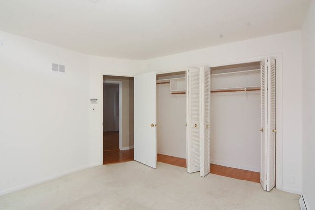 8117 Central Avenue, Morton Grove, IL 60053