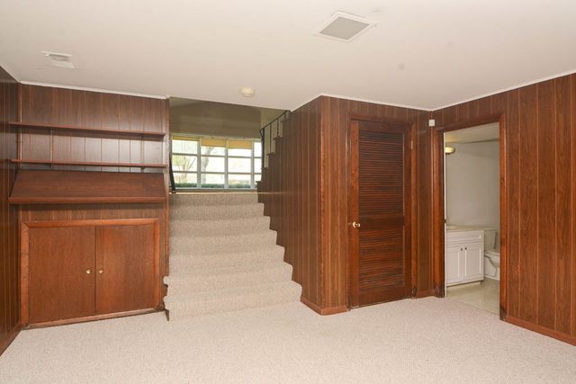 8117 Central Avenue, Morton Grove, IL 60053