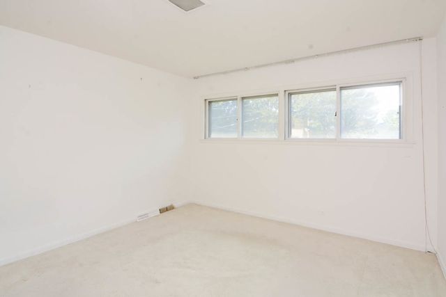 8117 Central Avenue, Morton Grove, IL 60053