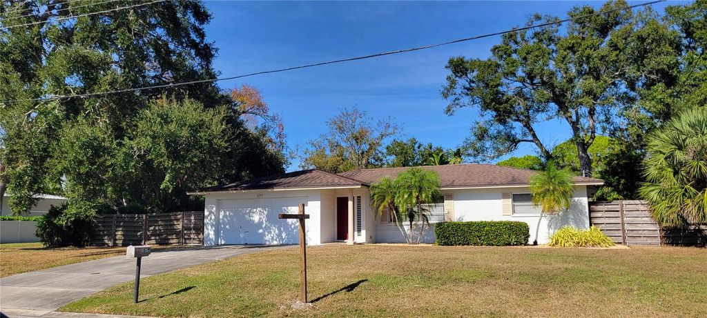 2515 CLEMATIS STREET, Sarasota, FL 34239