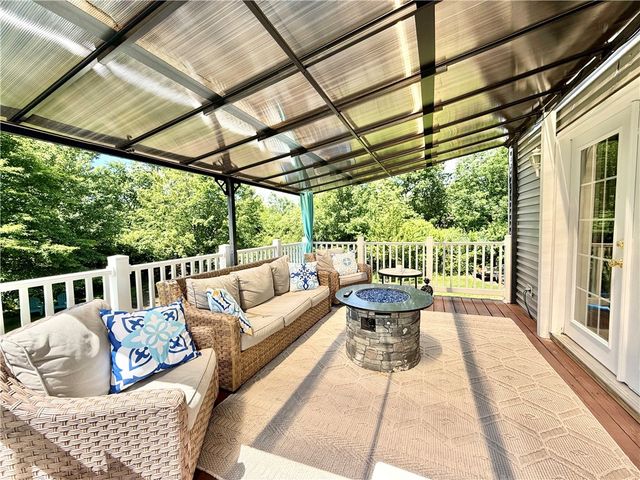3745 Mitchell Rd, Neshannock Twp, PA 16105